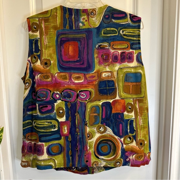 Women’s Graphic Print Sleeveless Button-up Shirt By Timbuktu Size Medium - Picture 2 of 6